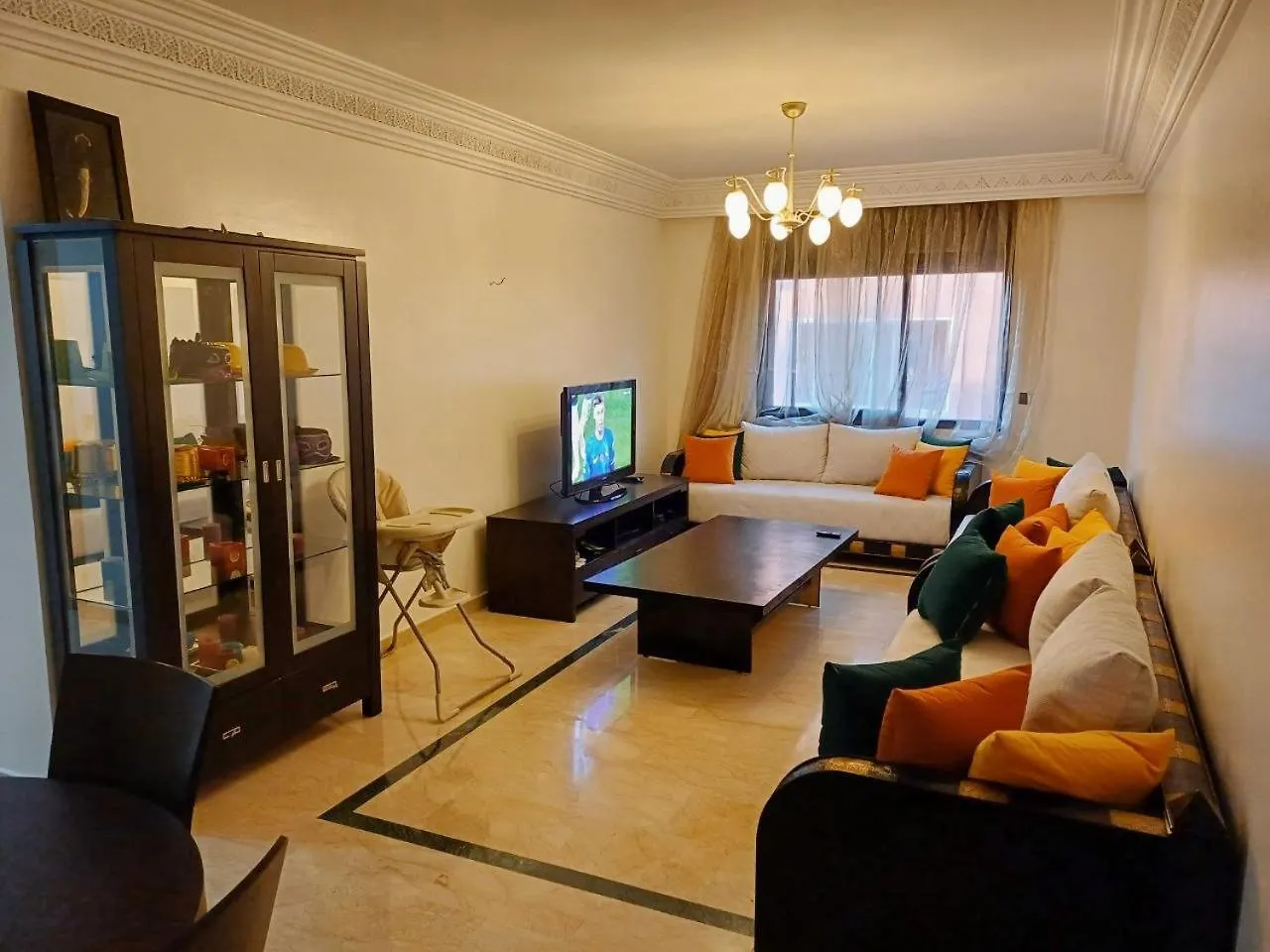 Family Apartment With Pool